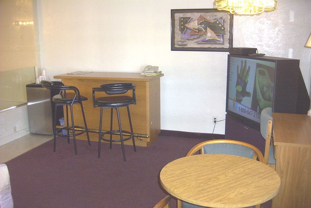 Red Carpet Inn Medford Quarto foto