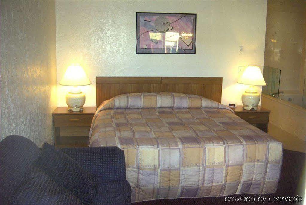 Red Carpet Inn Medford Exterior foto